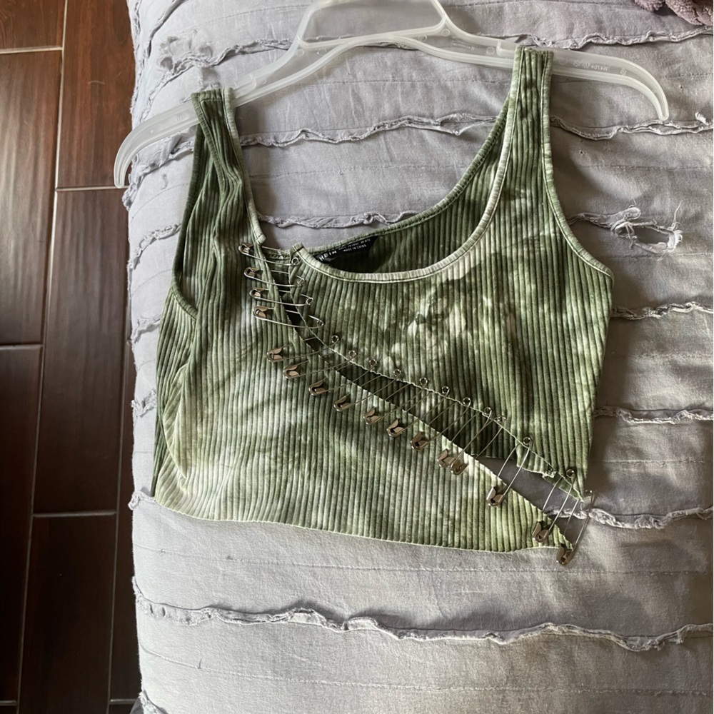 SHEIN crop top
